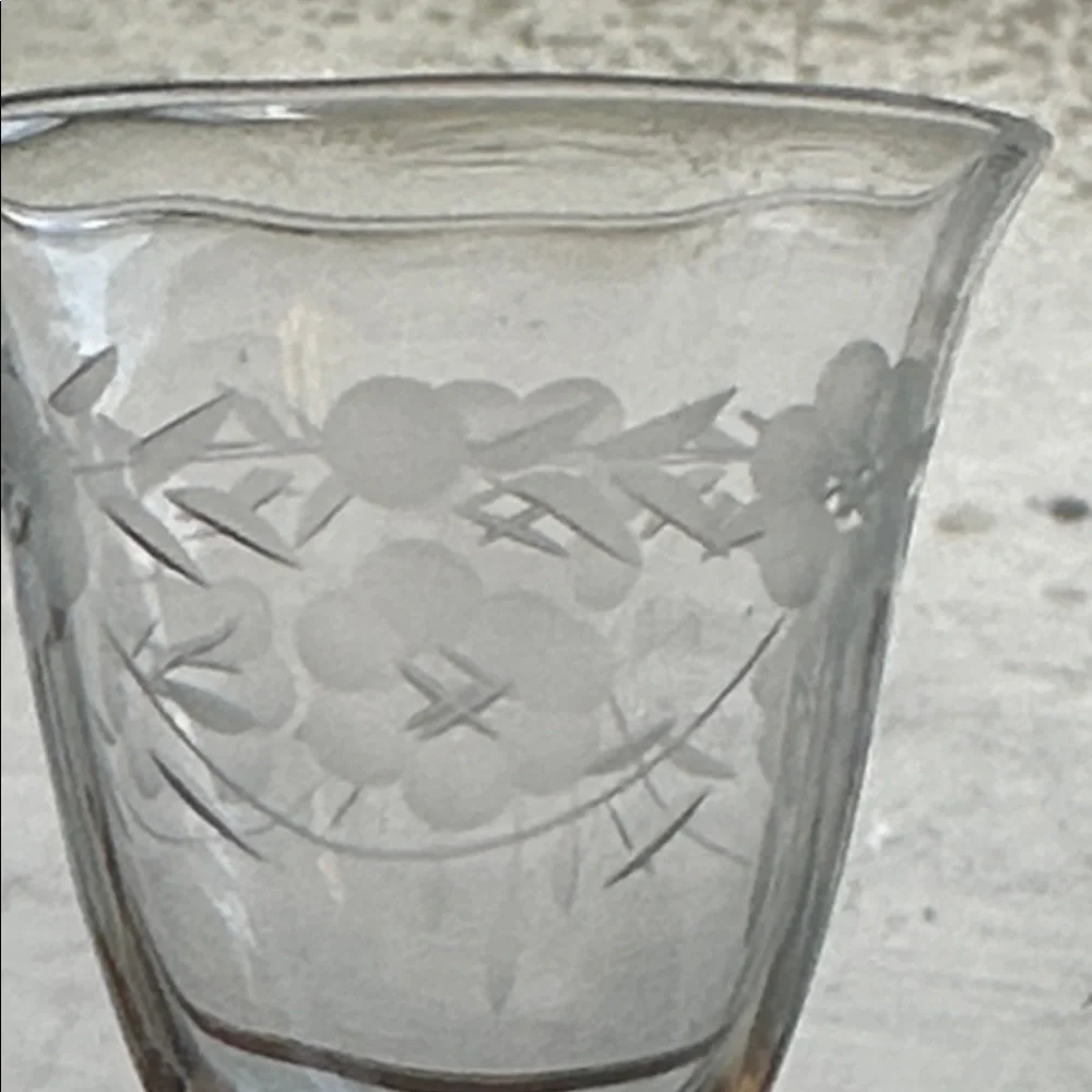 Dorflinger elegant etched